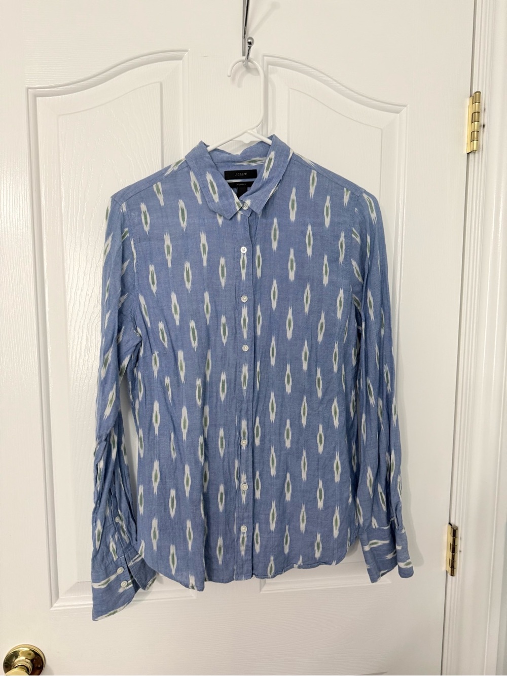 Jcrew women’s linen Blue Ikat-Pattern Button-Up Shirt size 8